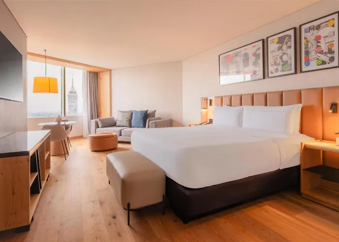 Hilton Reforma 4*