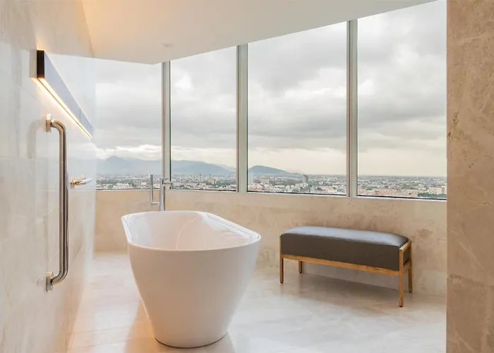 Hilton Reforma 4*