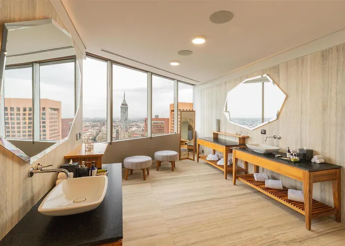 Hotel Hilton Reforma 4*