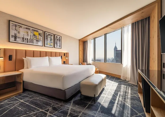 Hilton Reforma Hotel 4*