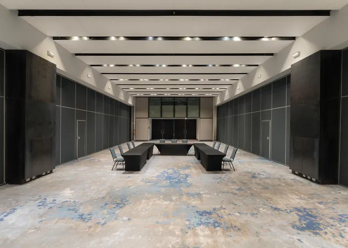 Отель Hilton Reforma Мехико