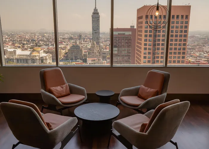 Отель Hilton Reforma 4*